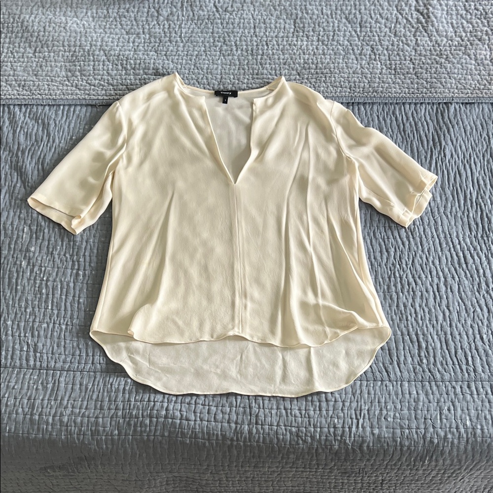 Theory Cream top 100% Silk